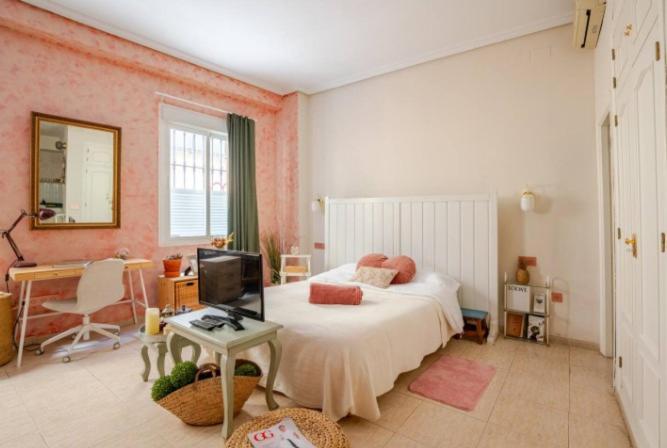Serva La Bari Studio Séville Extérieur photo